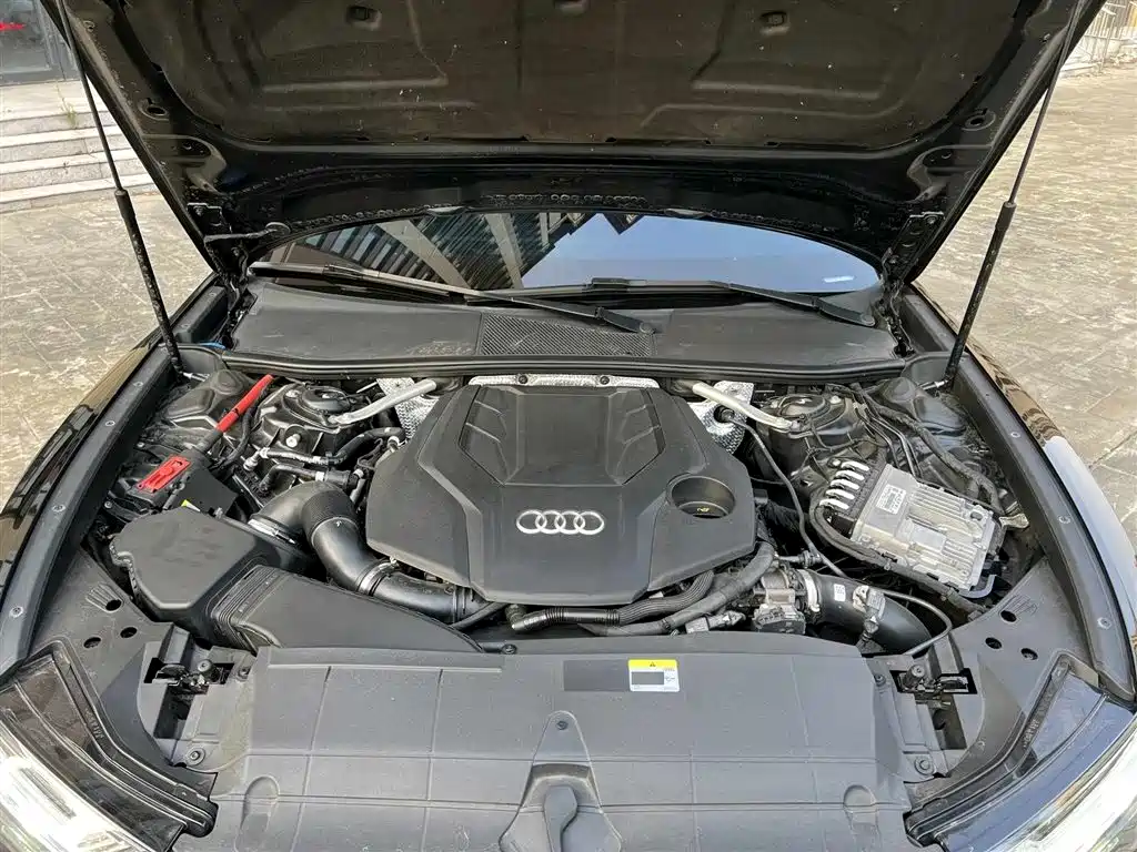 AUDI A6 (IMPORT)