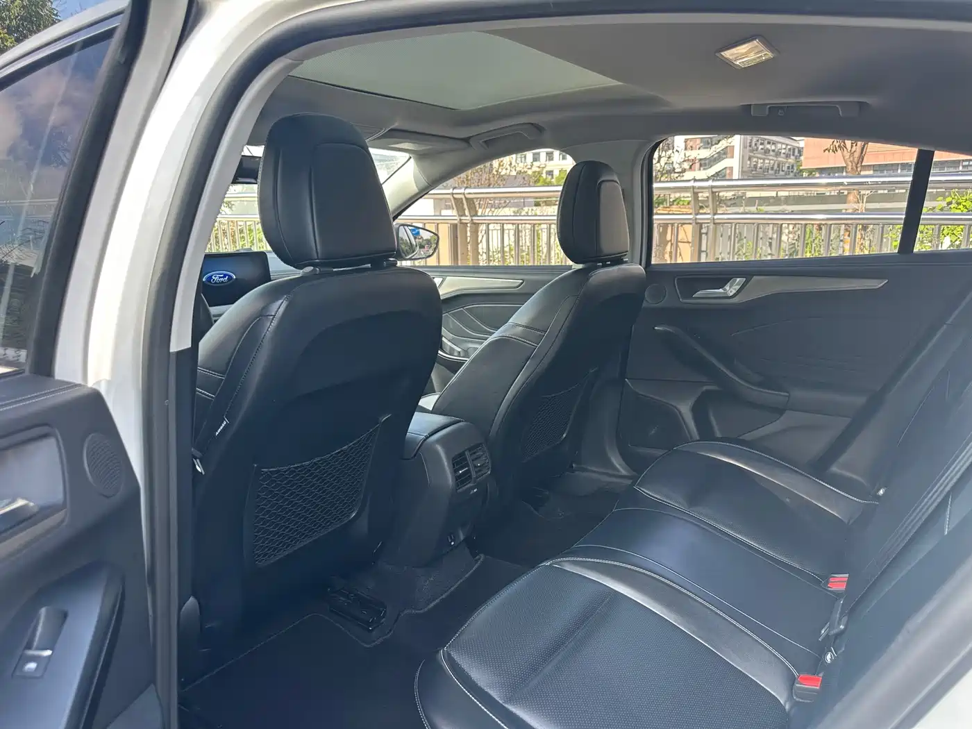 Ford Focus 2022 2021 Hatchback EcoBoost 180 Auto Trend