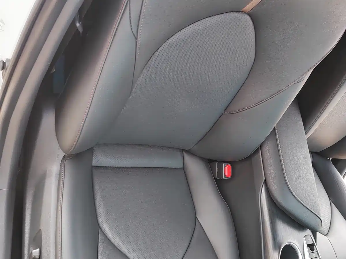 Toyota Camry 2023 2.5G Luxury Edition фото 21