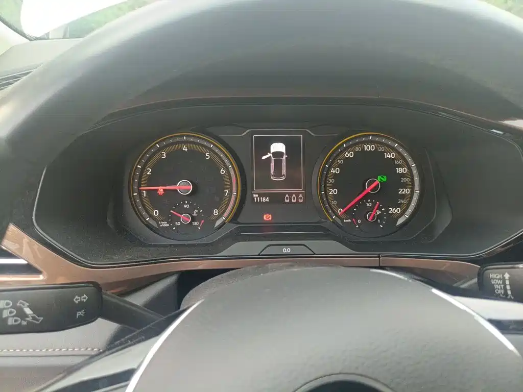 Volkswagen Tharu, миниатюра 12