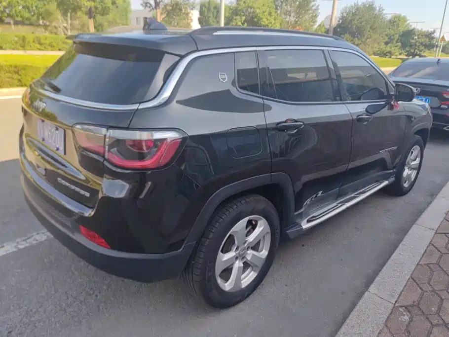 Jeep Compass 2021 2020 220T Automatic Leading Edition
