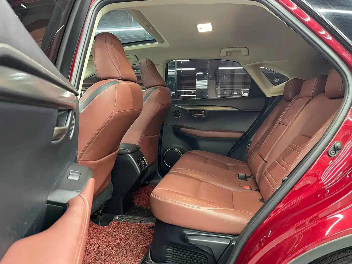 Lexus NX 2016 200 AWD F Sport фото 5
