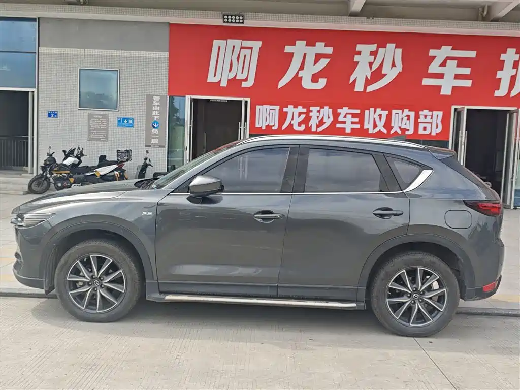 Фото 2 - Mazda CX-5