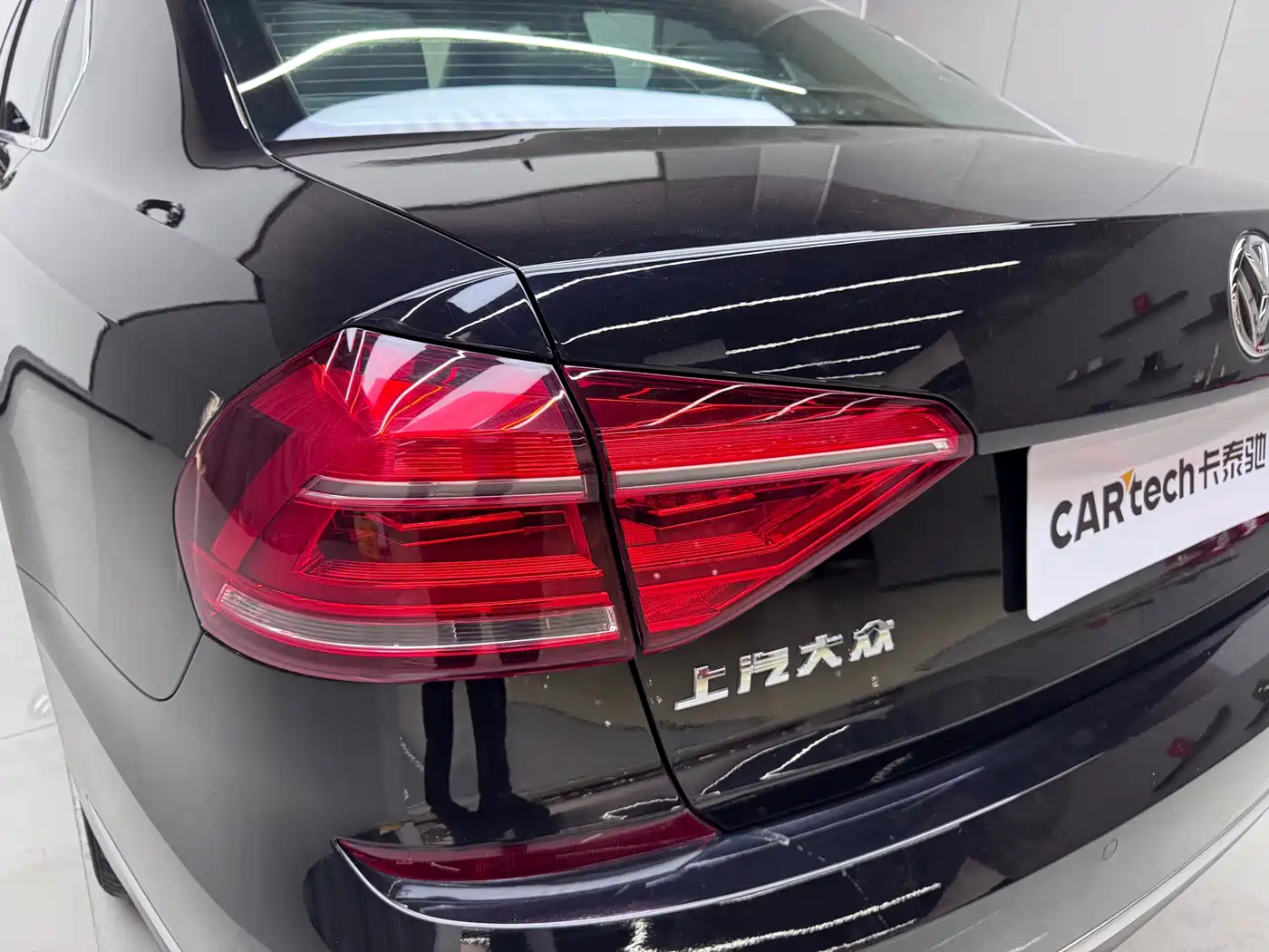 Volkswagen Passat 2017 330TSI DSG Prestige фото 7