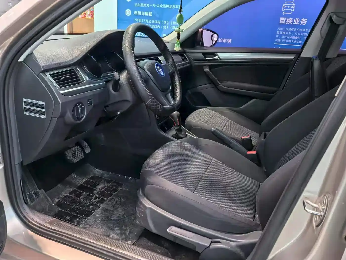 Volkswagen Bora 2016 Model 1.6L Automatic Fashion фото 8
