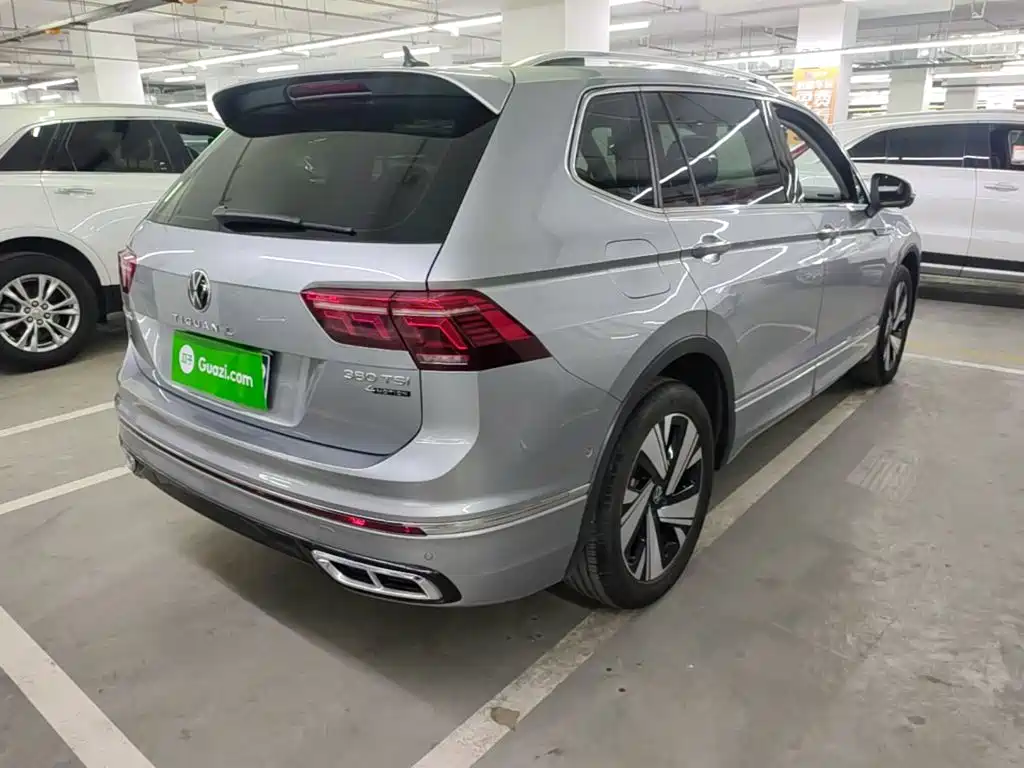 Фото 7 - Volkswagen Tiguan L