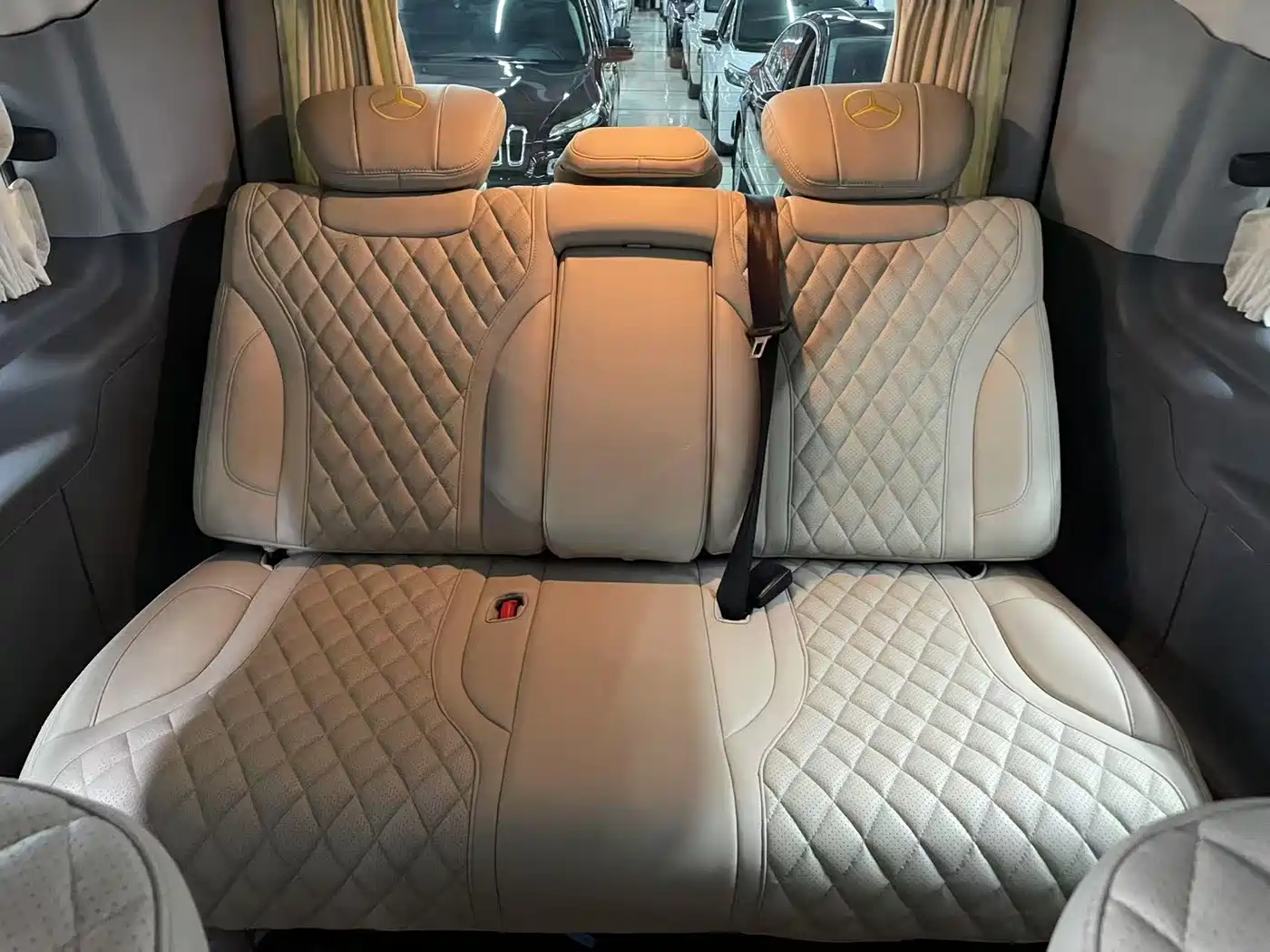 Mercedes-Benz Vito 2013 Model 3.0L Elite Edition фото 7