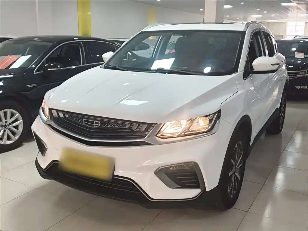 Фото 2 - Geely Coolray