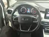 Фото 7 - Geely Coolray