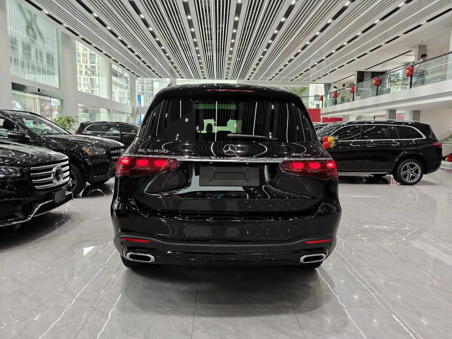 Фото 17 - Mercedes-Benz GLS