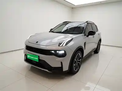 Lynk & Co 01
