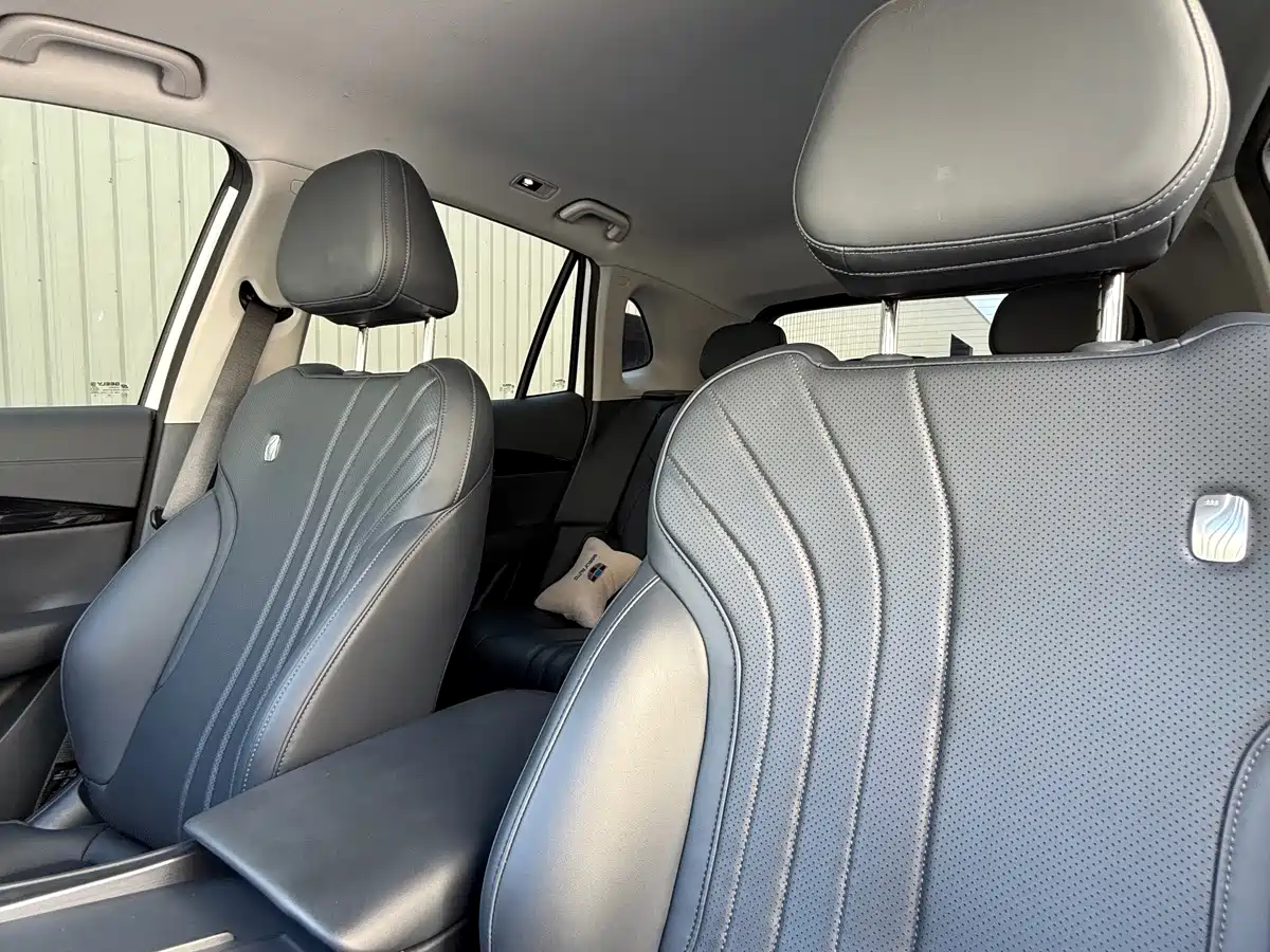 Photo 34 - Geely Galaxy Galaxy E5