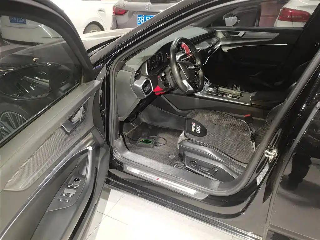 Audi A6L 2021 45 TFSI quattro Exclusive Sport фото 16