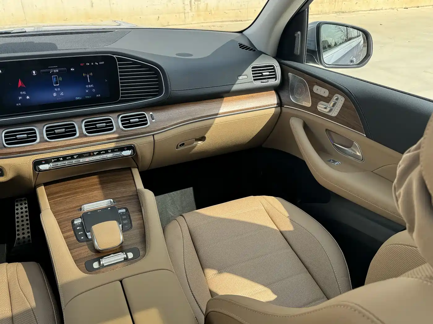 Mercedes-Benz GLS 2025 GLS 450 4MATIC Luxury фото 15
