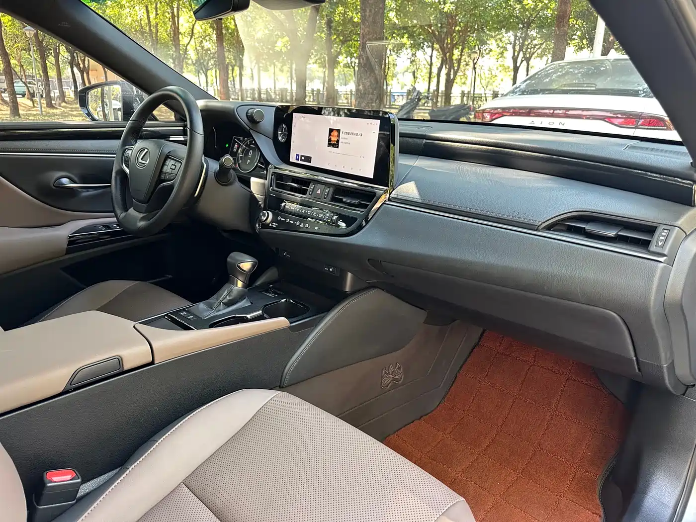 Lexus ES 2022 200 Excellence Edition фото 7