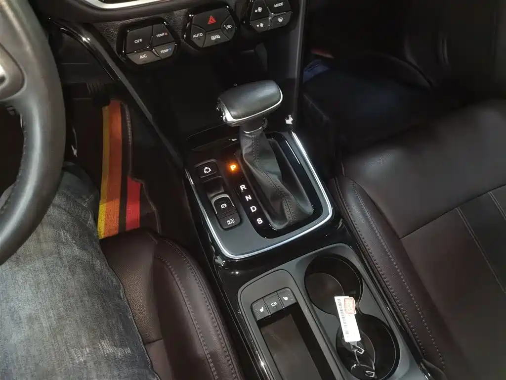 GAC Trumpchi Trumpchi GS4 2019 270T Automatic 2WD Luxury Smart Connect Edition фото 12