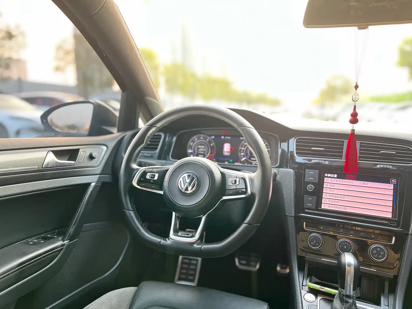 Volkswagen Golf 2019 280TSI DSG R-Line (China V) фото 9