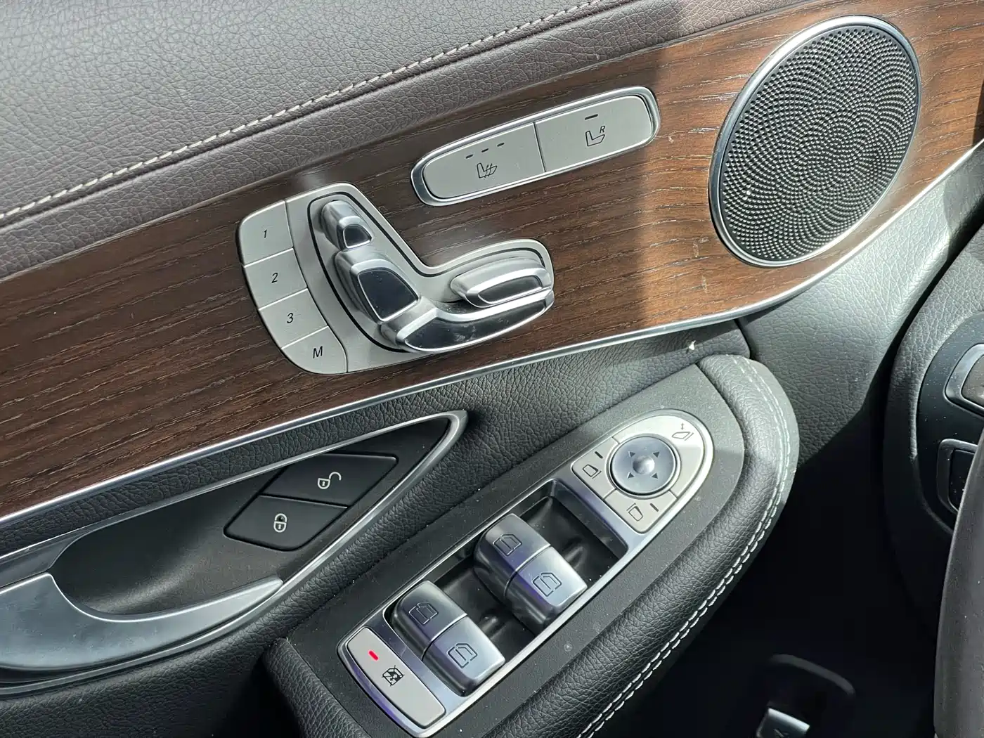 Mercedes-Benz GLC 2021 GLC 260 L 4MATIC Luxury фото 11