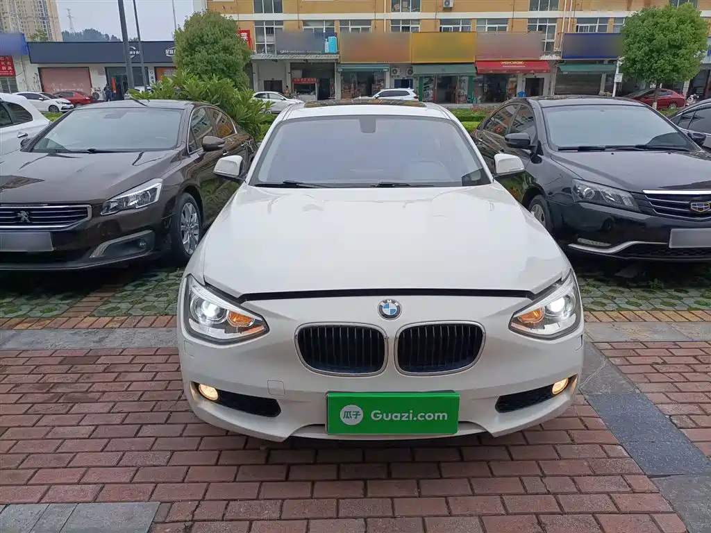 BMW 1 Series (Import) 2013 Facelift 118i Leading Model фото 3