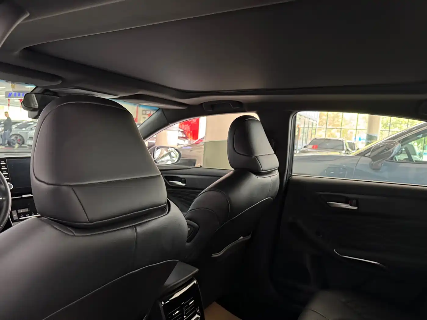 Toyota Avalon 2019 2.5L Touring Premium (China V) фото 7