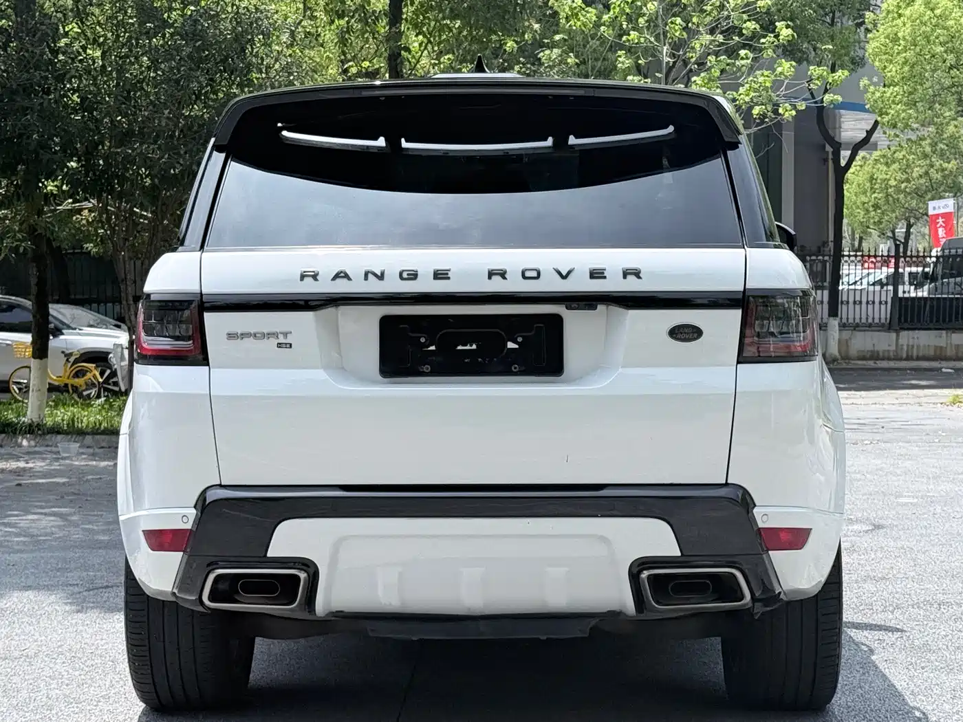 Land Rover Range Rover Sport 2020 3.0 L6 SE фото 16