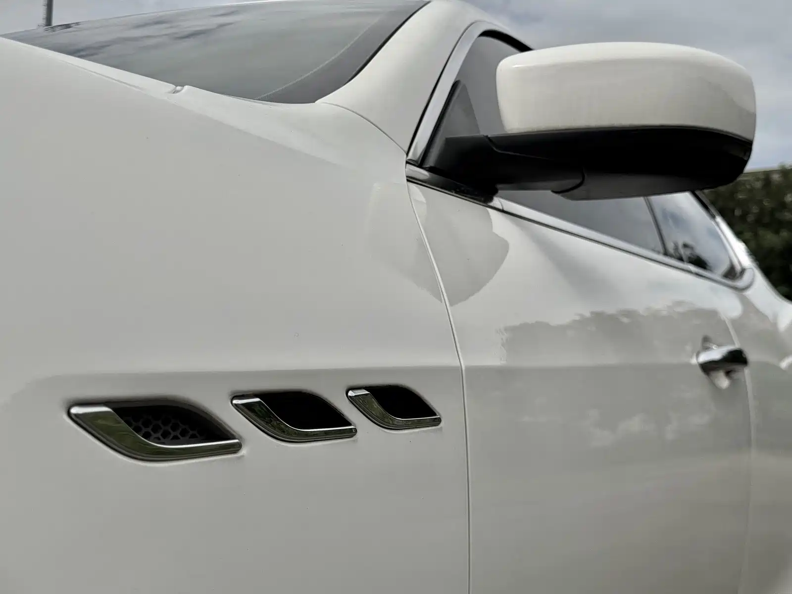 Photo 11 - Maserati Ghibli