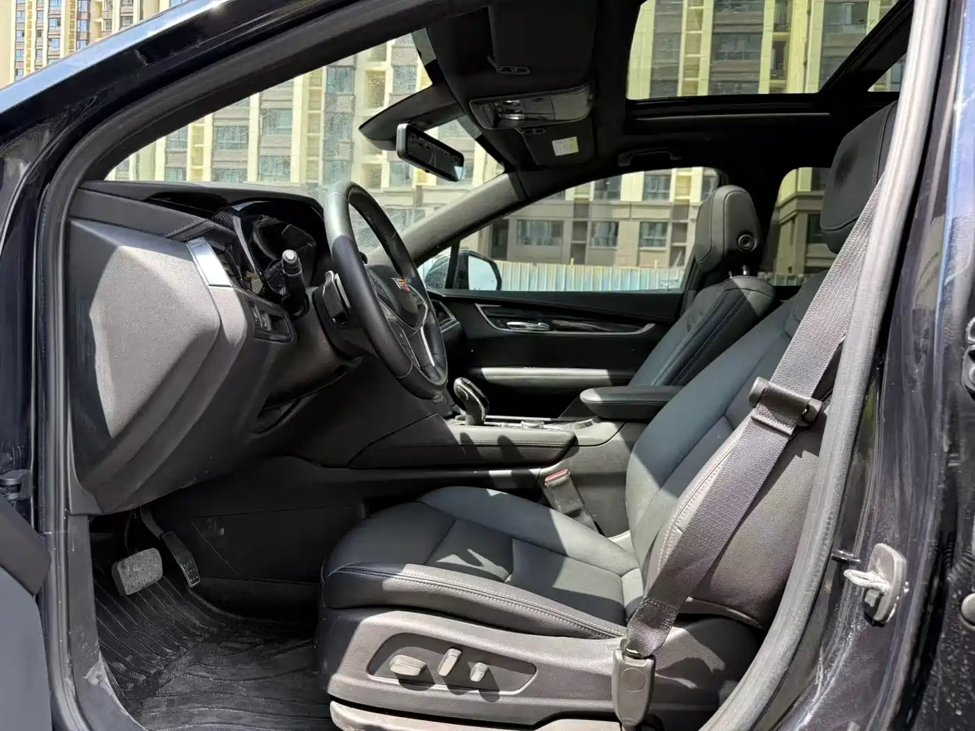 Cadillac XT5 2022 2.0T 2WD Luxury фото 5