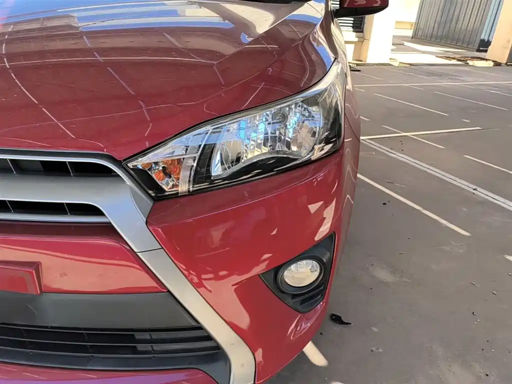 Toyota YARiS L Zhi Xuan 2015 1.5G Auto Sunroof Special Edition фото 24