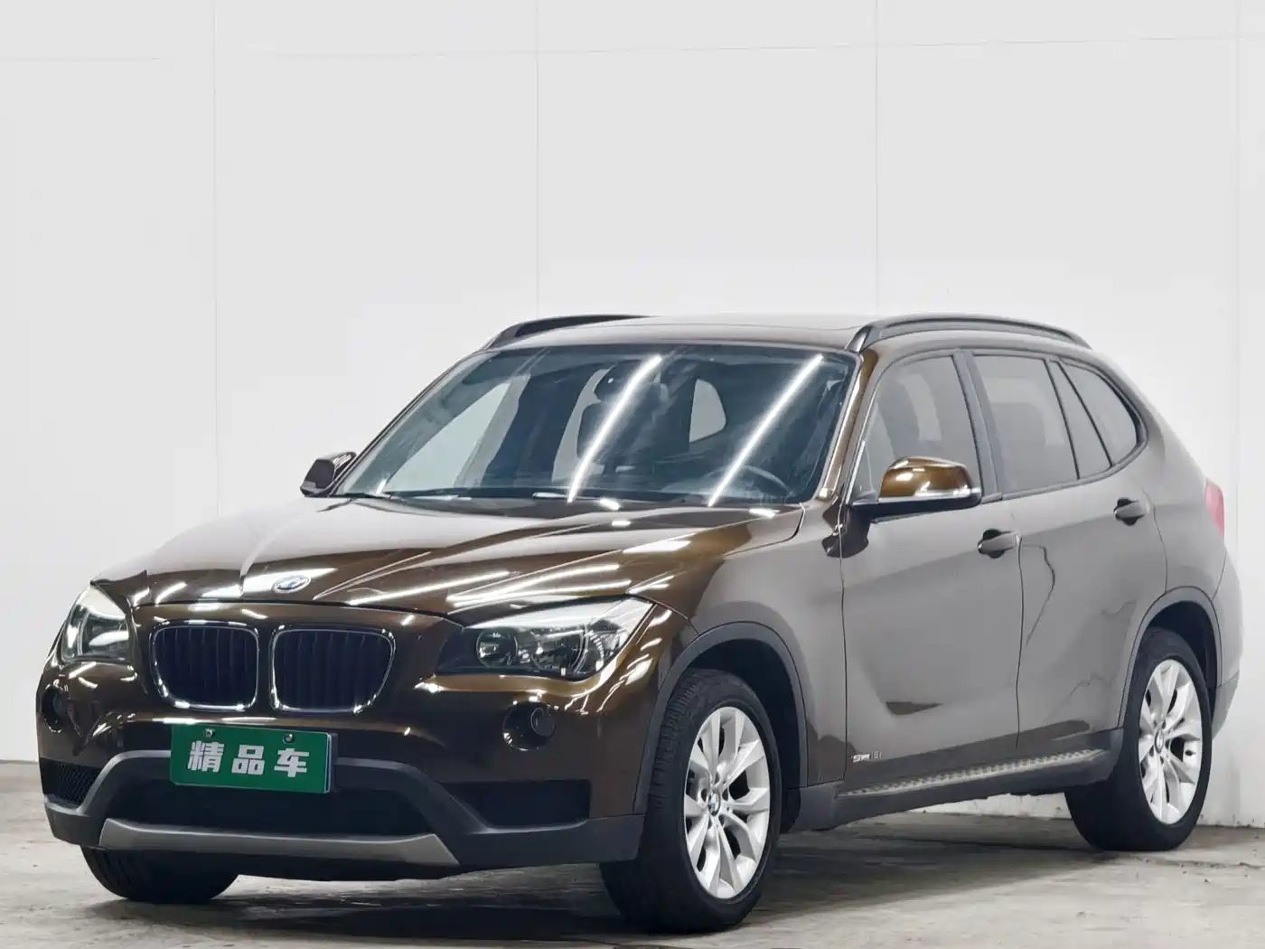 Фото 1 - BMW X1