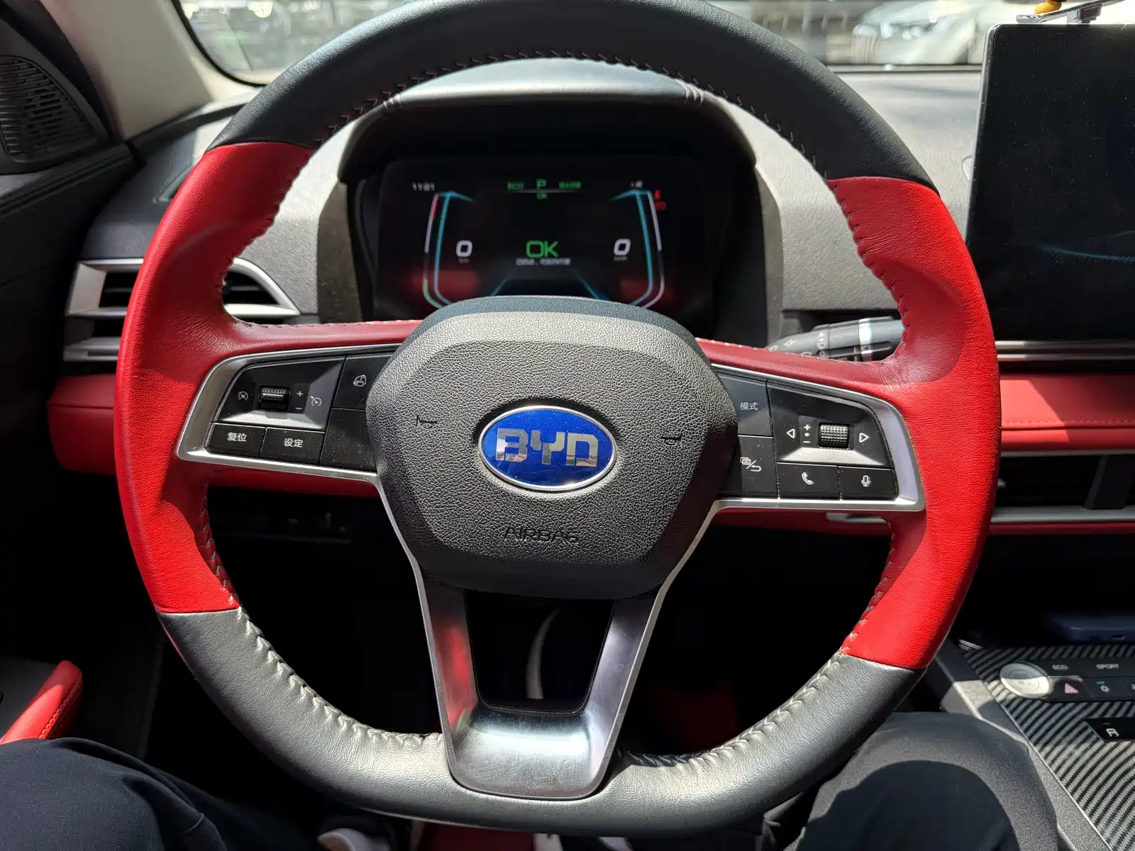 Фото 8 - BYD e2