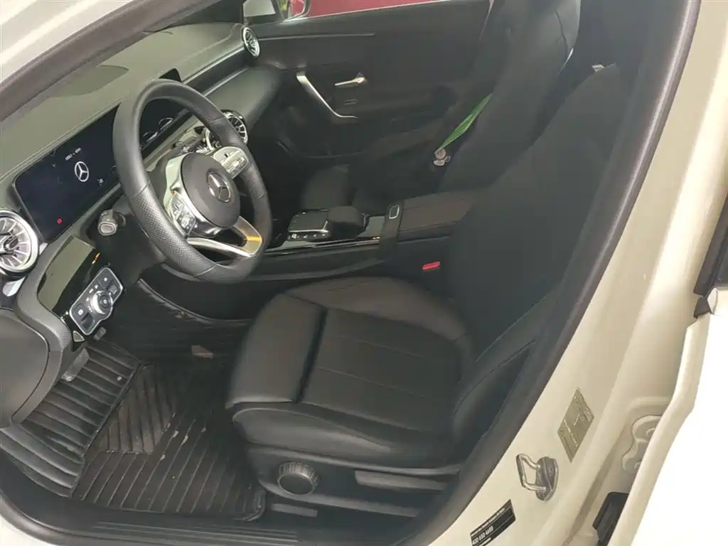 Mercedes-Benz A-Class 2022 Facelift A 200 L Sport Sedan Fashion Style фото 15
