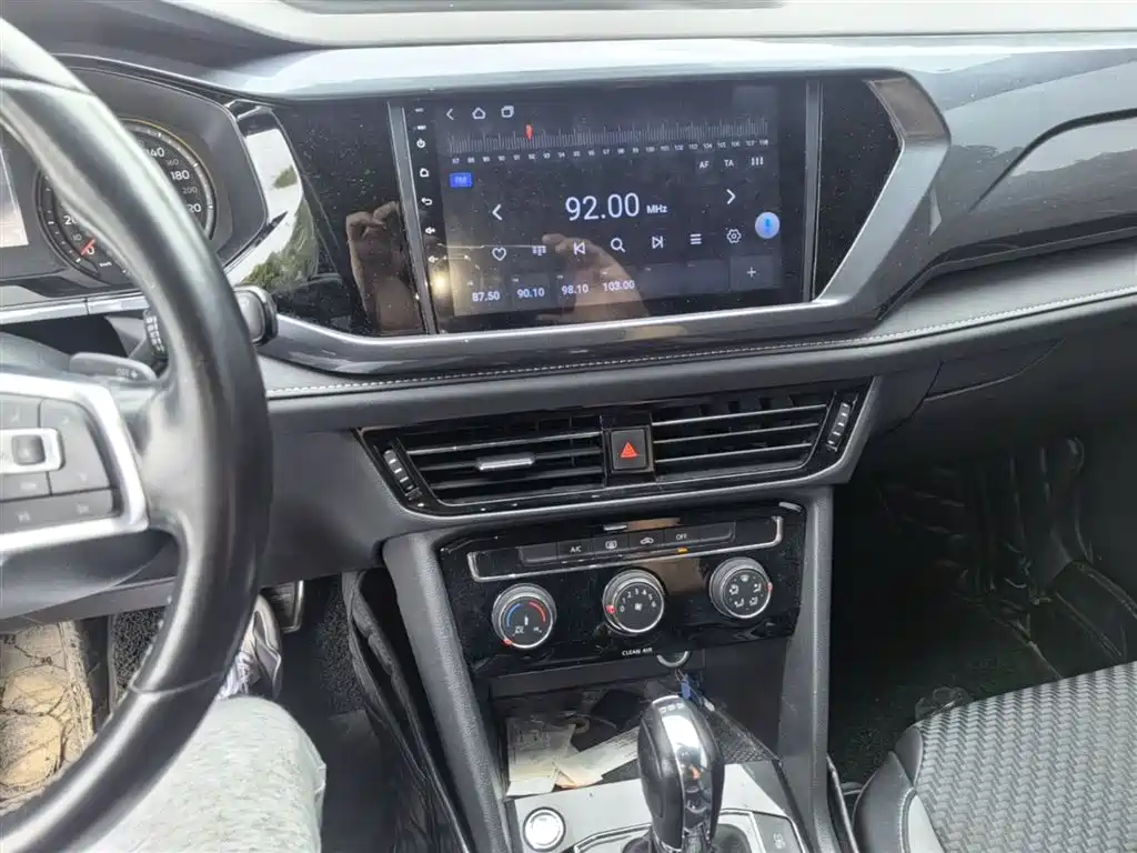 Volkswagen Tharu 2019 Model 280TSI 2WD R-line China VI фото 6