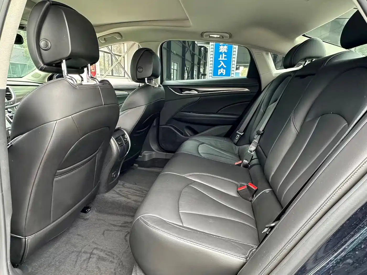 Buick LaCrosse 2019 28T Luxury Edition фото 6