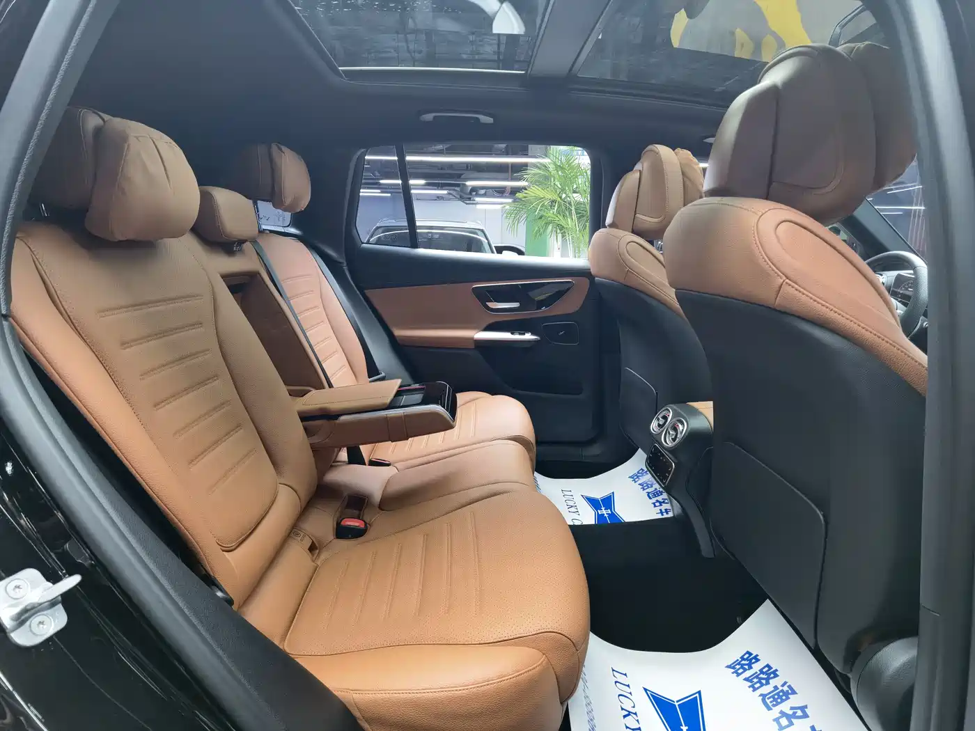 Mercedes-Benz GLC 2024 GLC 260 L 4MATIC Luxury 5-seater фото 9
