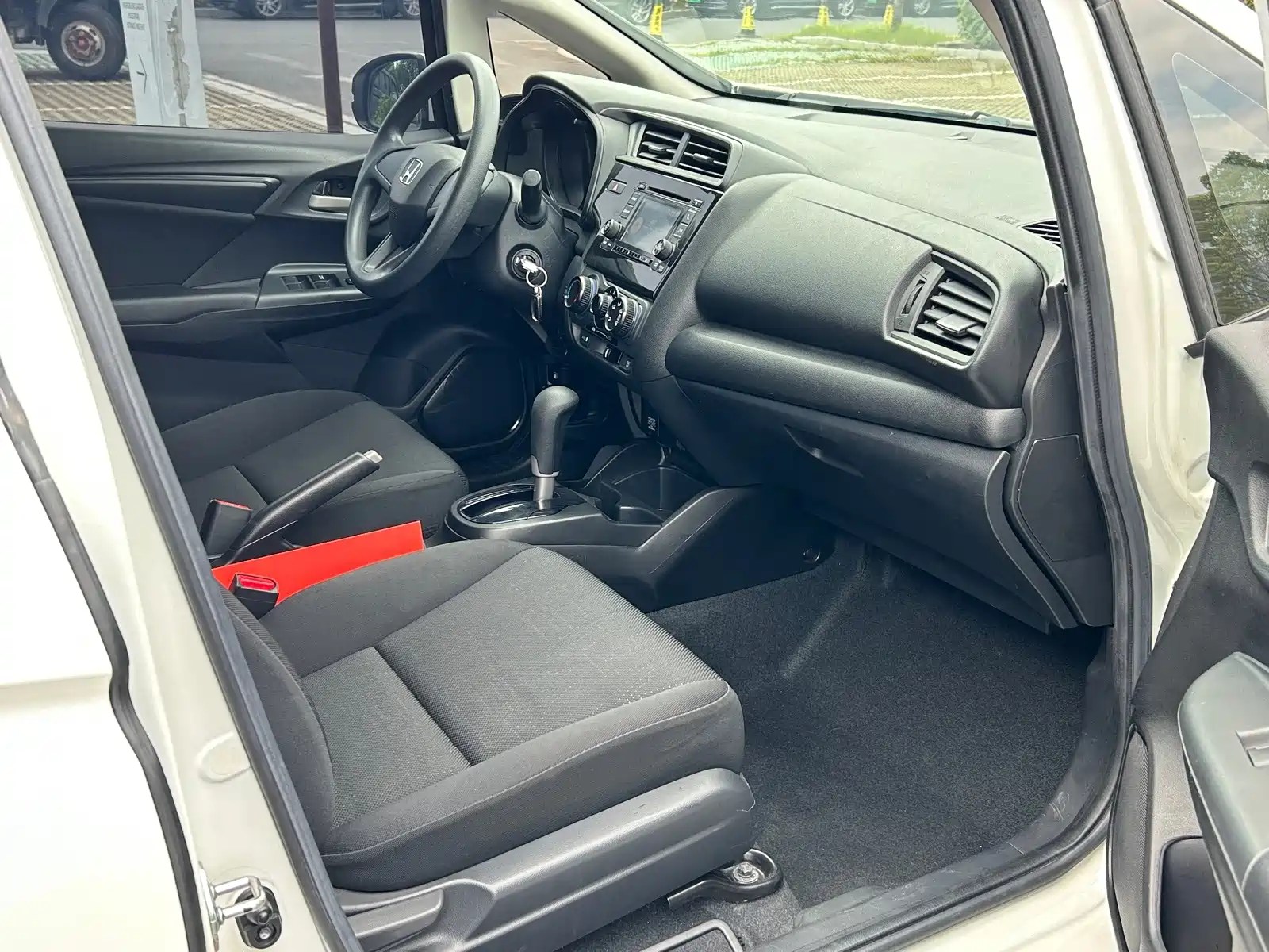Фото 12 - Honda Fit