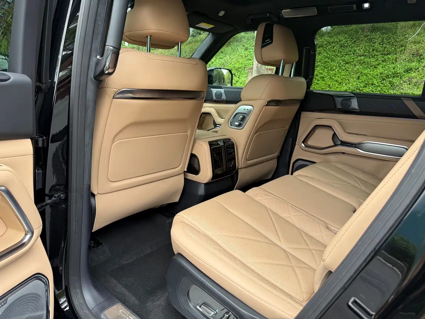 FANG CHENG BAO LEOPARD 8