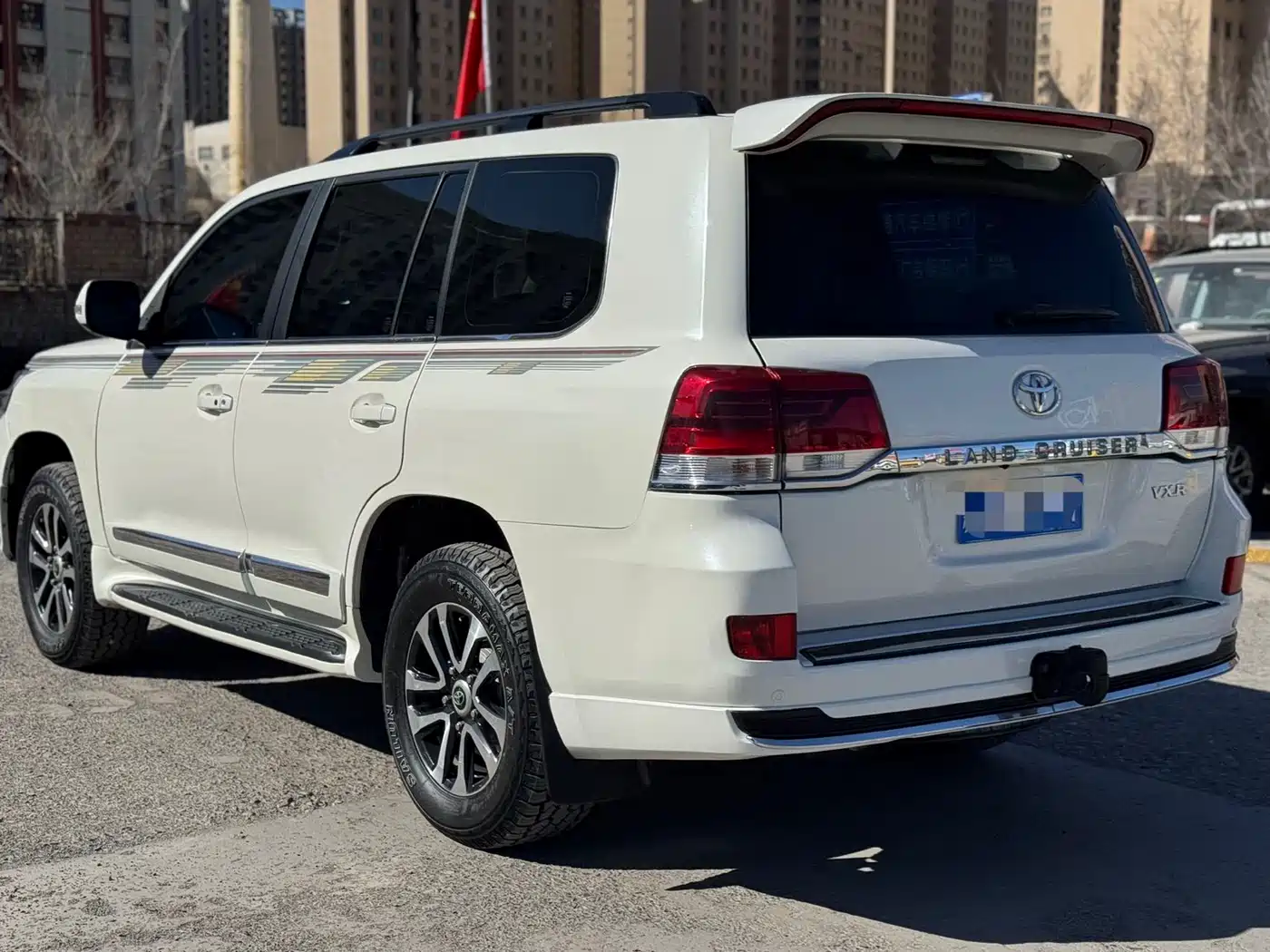 Toyota Land Cruiser (Import) 2015 4.0L V6 Middle East Low Configuration Edition фото 7
