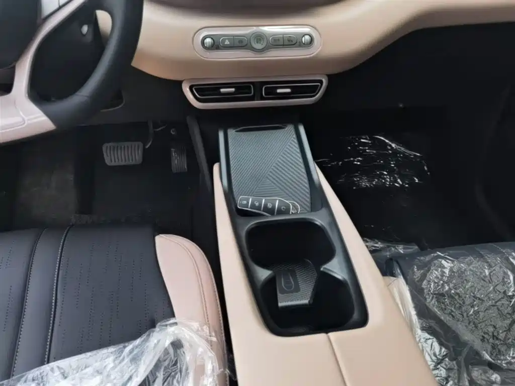 BYD Seagull 2025 Smart Drive Edition 305km Vitality Version фото 14