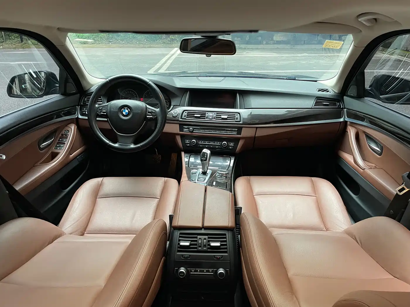 BMW 5 Series 2014 528Li Leading Edition фото 20