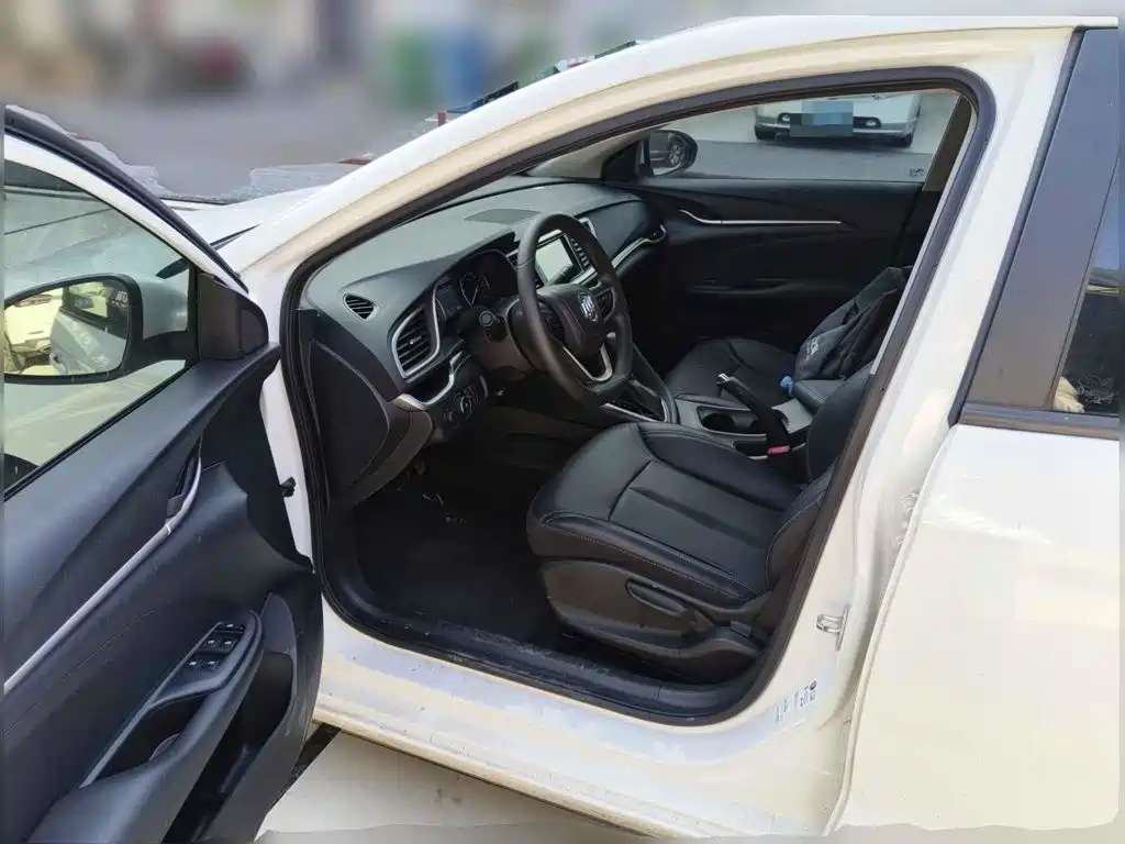 Фото 8 - Buick Excelle