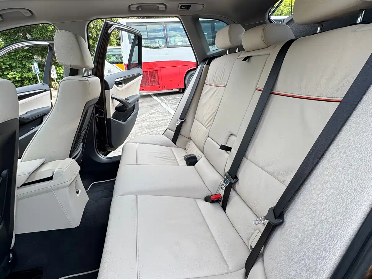 BMW X1 2013 2013 xDrive20i X Design Package