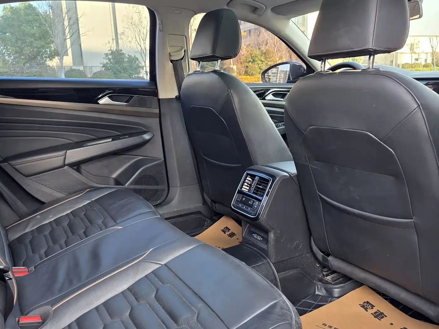 Volkswagen Passat 2019 330TSI Elite Version China VI фото 7