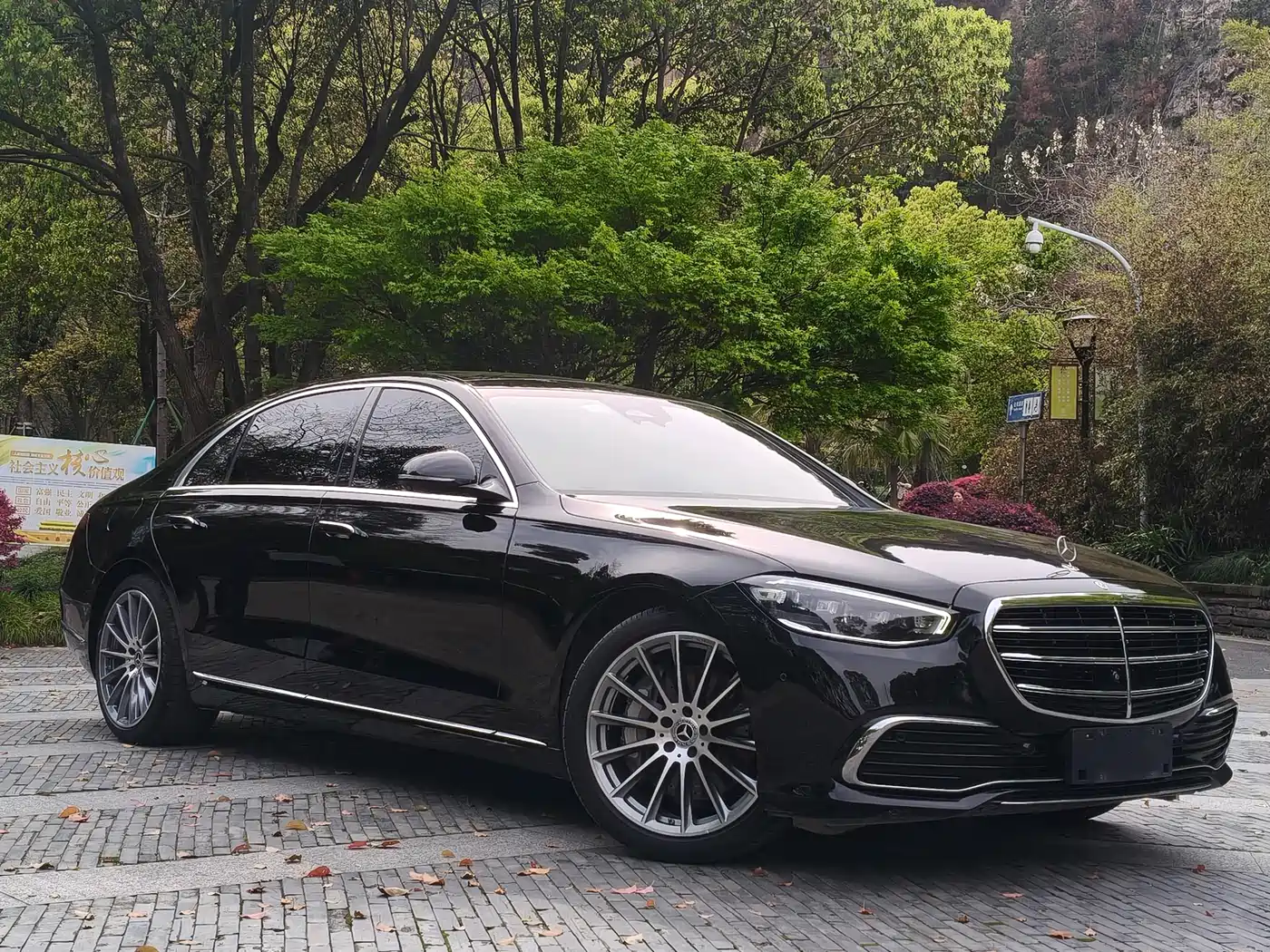 MERCEDES-BENZ S CLASS