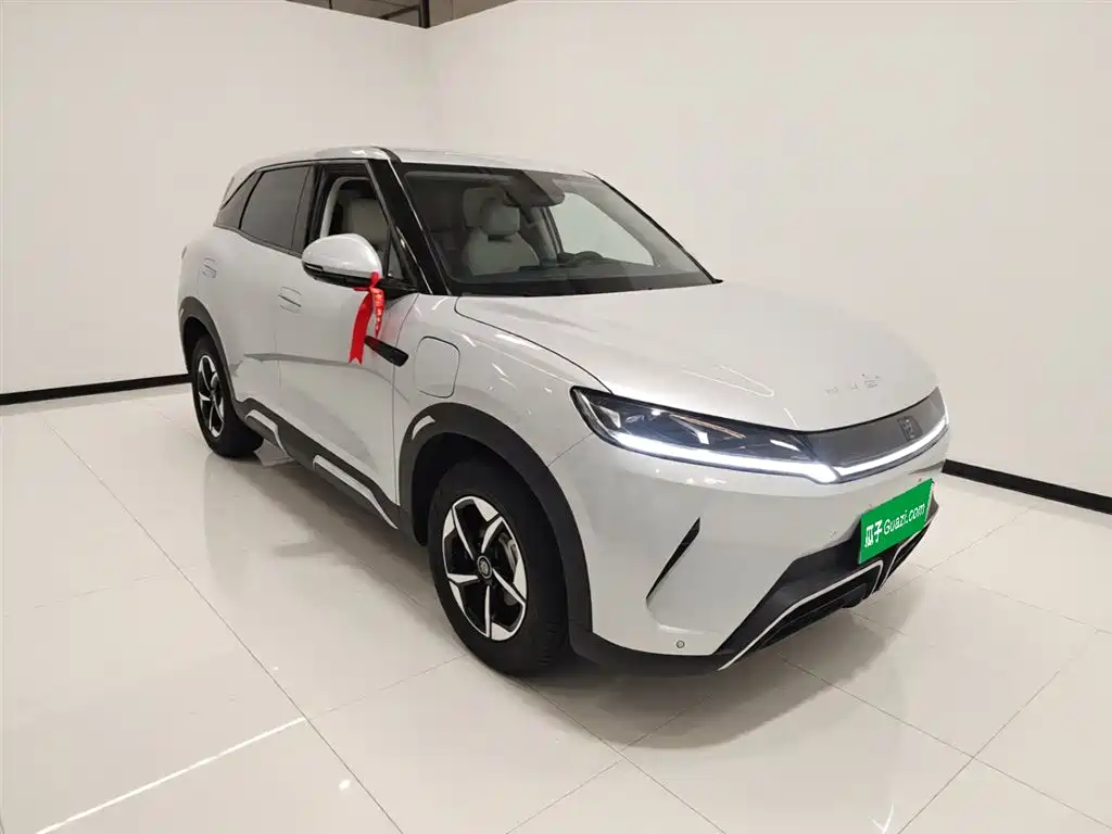 BYD Yuan UP 2024 401KM Leading Edition фото 4