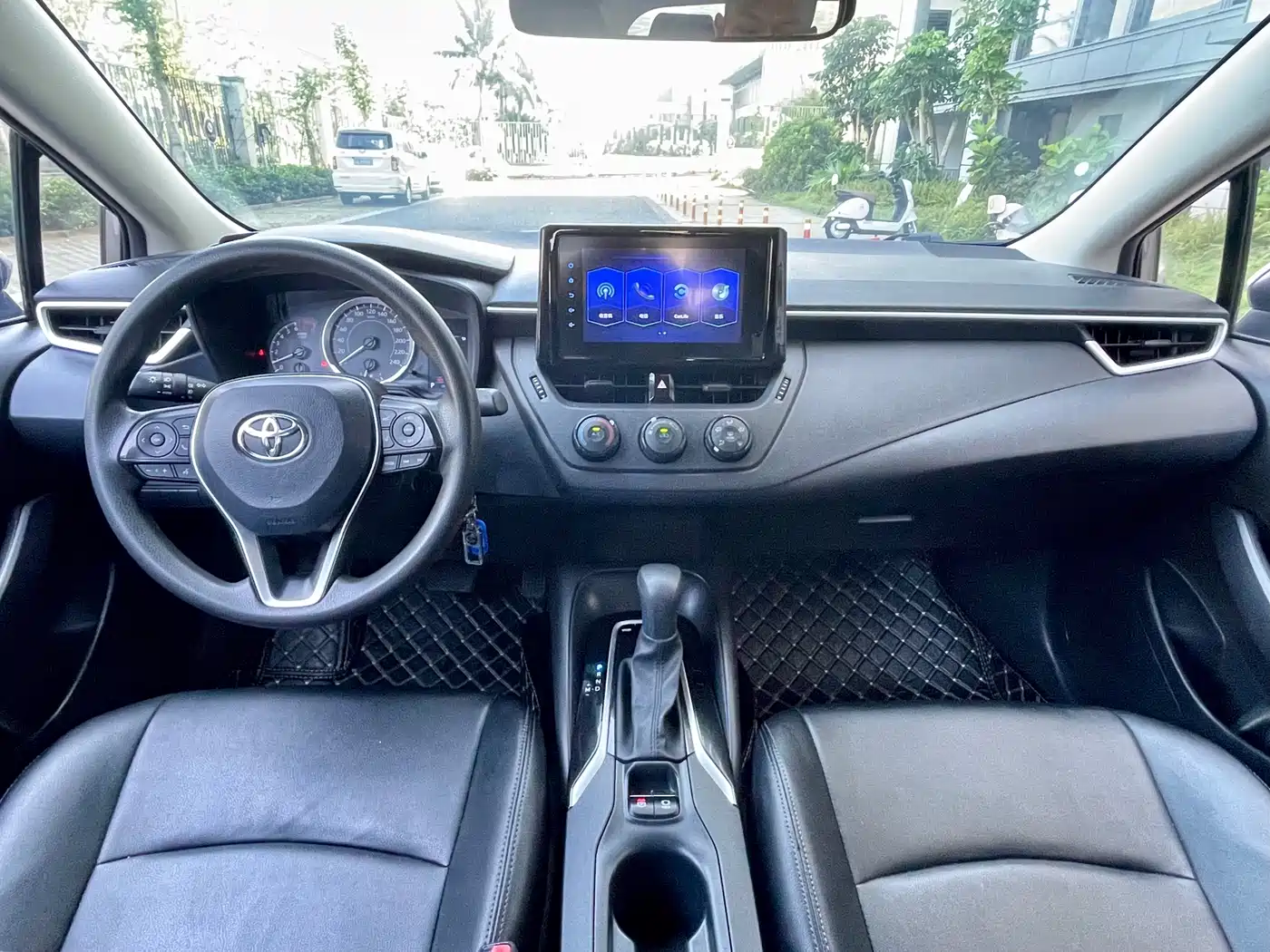 Toyota Corolla 2021 1.2T S-CVT Pioneer Edition фото 6