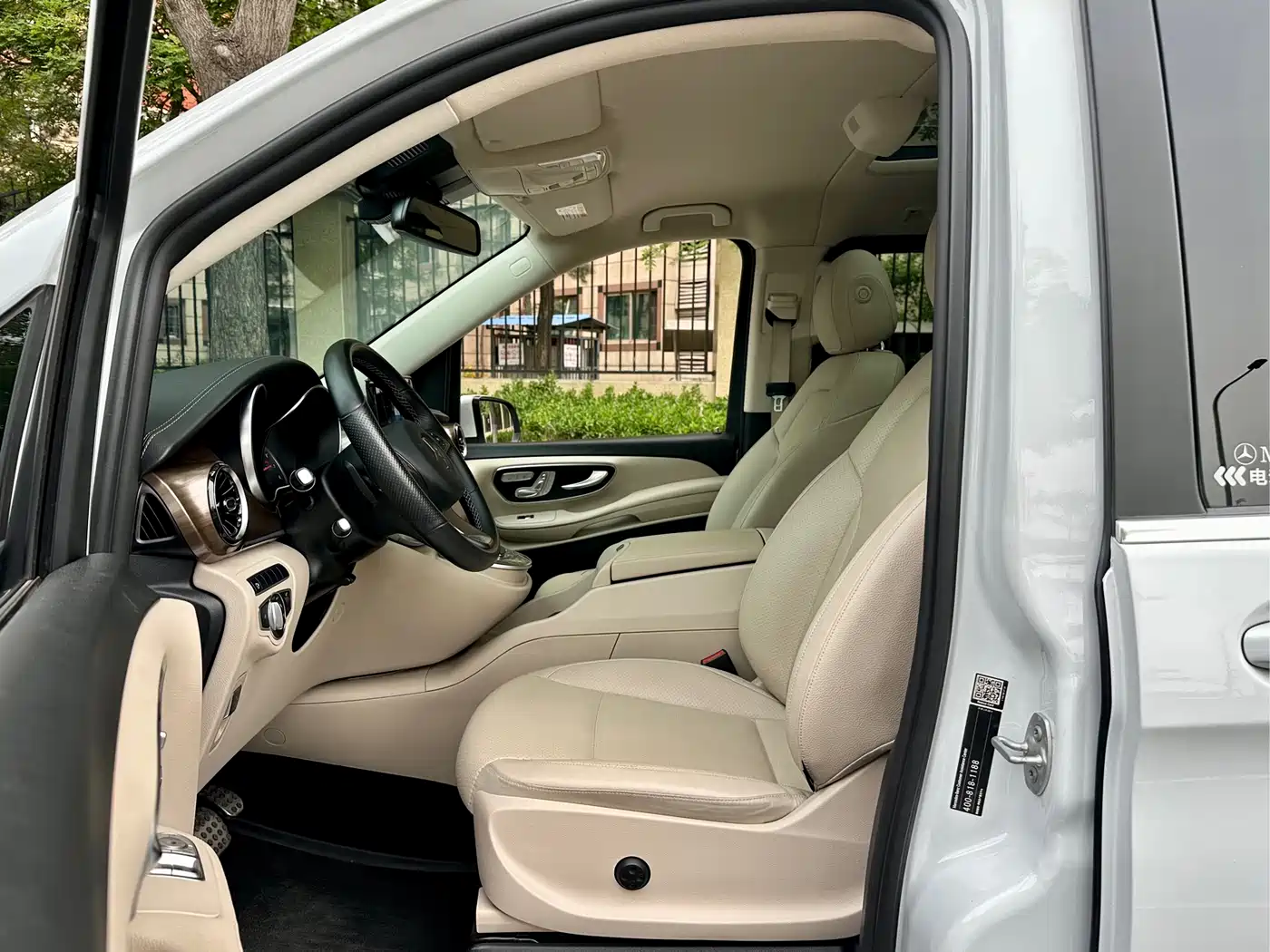 Mercedes-Benz V-Class 2021 V 260 Premium Edition фото 6
