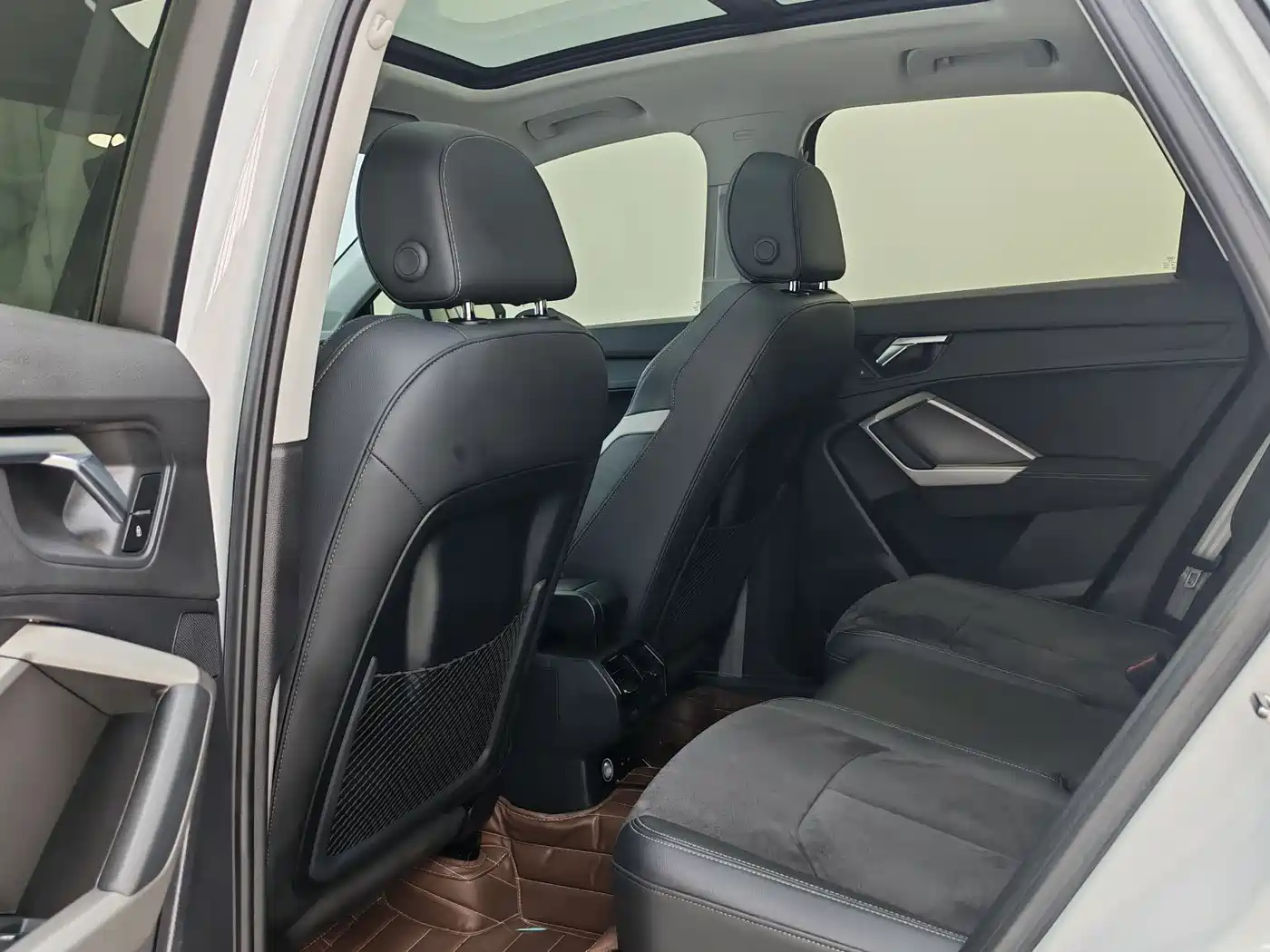 Audi Q3 2022 35 TFSI Fashion Dynamic фото 9