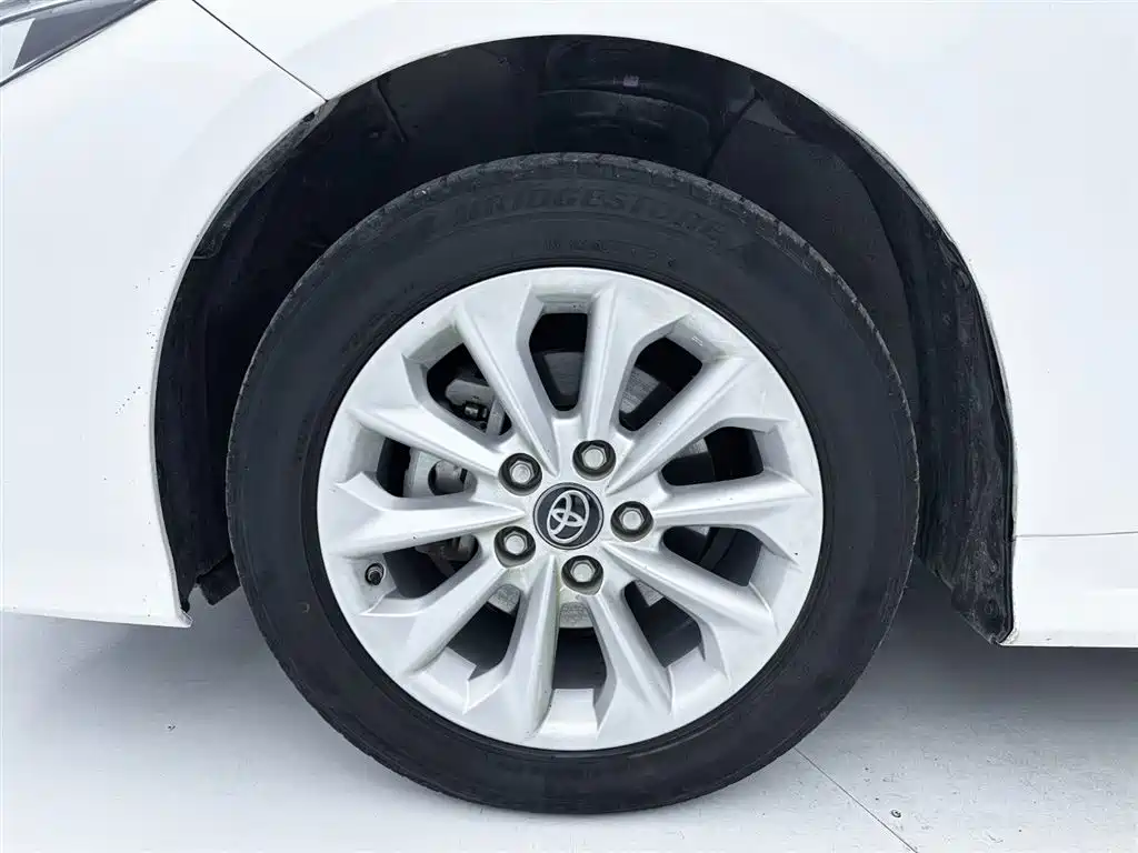 Toyota Corolla 2021 1.2T S-CVT Elite PLUS Edition фото 24