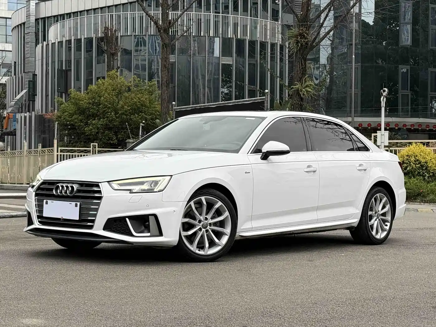 Audi A4L 2019 40 TFSI Fashion (China V)