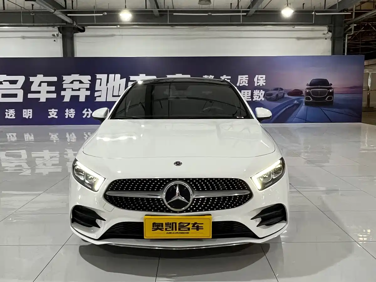 Mercedes-Benz A-Class 2021 A 200 L Sport Sedan Fashion Edition